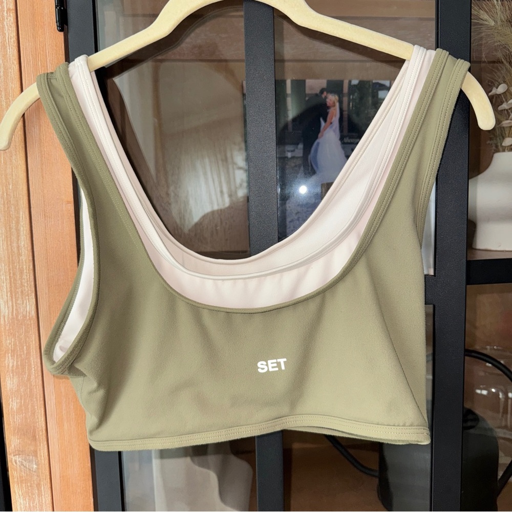 SET ACTIVE x Parke Airluxe scoop sports bra layer olive green cream tank - Picture 5 of 7